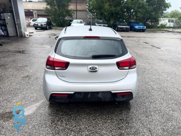 Kia Rio 1.6 LX, S