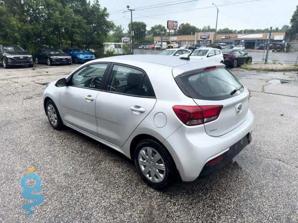 Kia Rio 1.6 LX, S