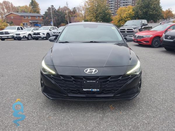 Hyundai Elantra 2.0 Blue