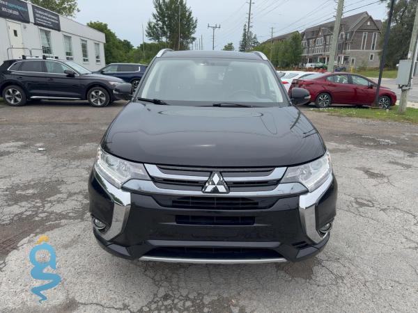 Mitsubishi Outlander 2.0 High