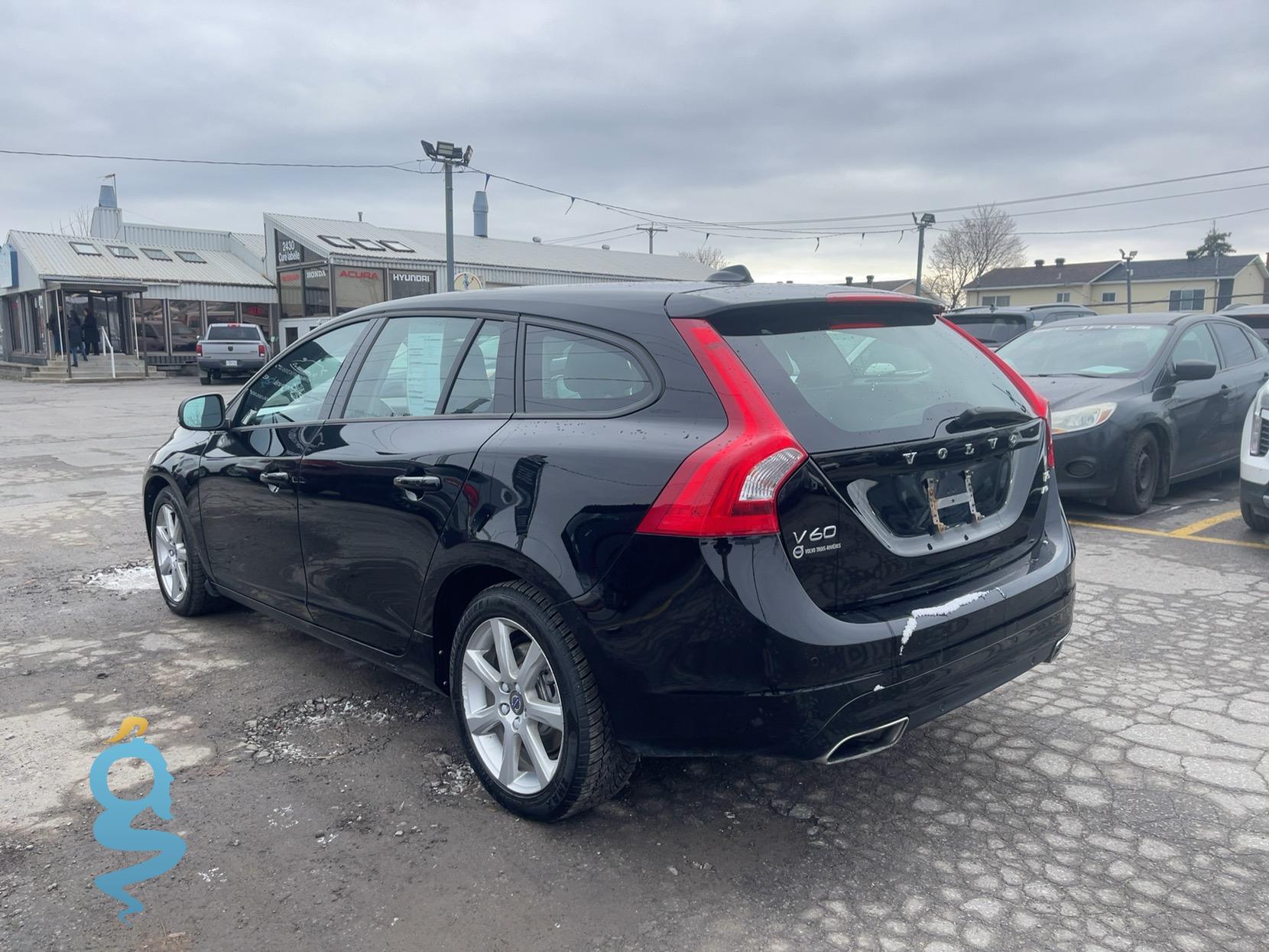 Volvo V60 1.9 V60(base) AWD