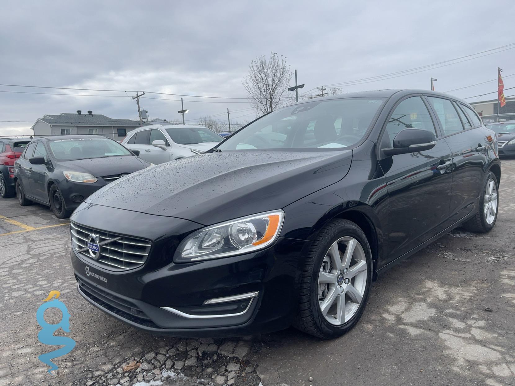 Volvo V60 1.9 V60(base) AWD