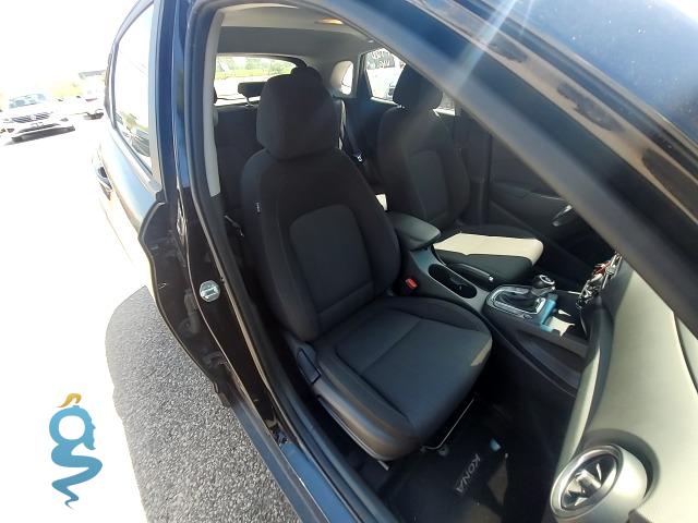 Hyundai Kona 2.0 SEL Without FCA, SEL + Convenience Pkg (without FCA), SE Kona II