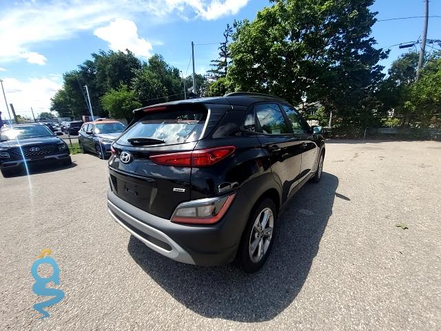 Hyundai Kona 2.0 SEL Without FCA, SEL + Convenience Pkg (without FCA), SE Kona II