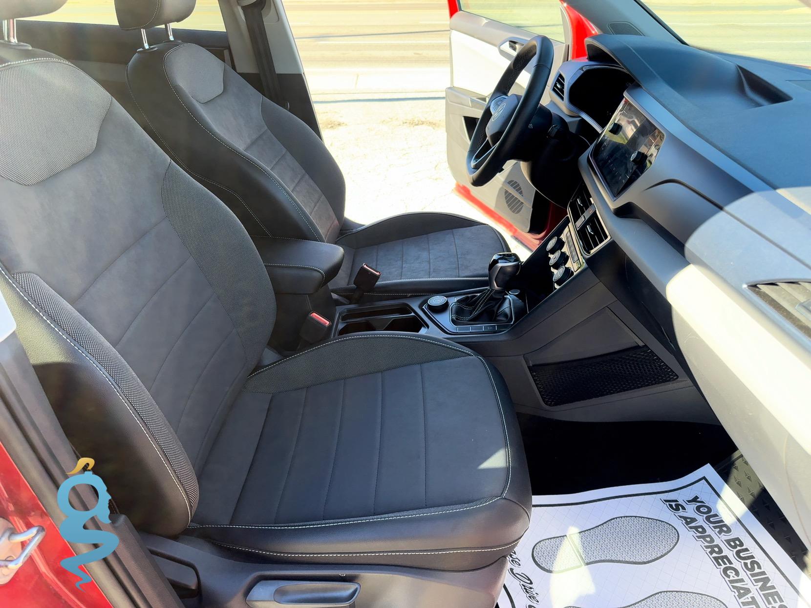 Volkswagen Taos 1.5 SE w/ Sunroof Pkg. Taos (facelift 2024)