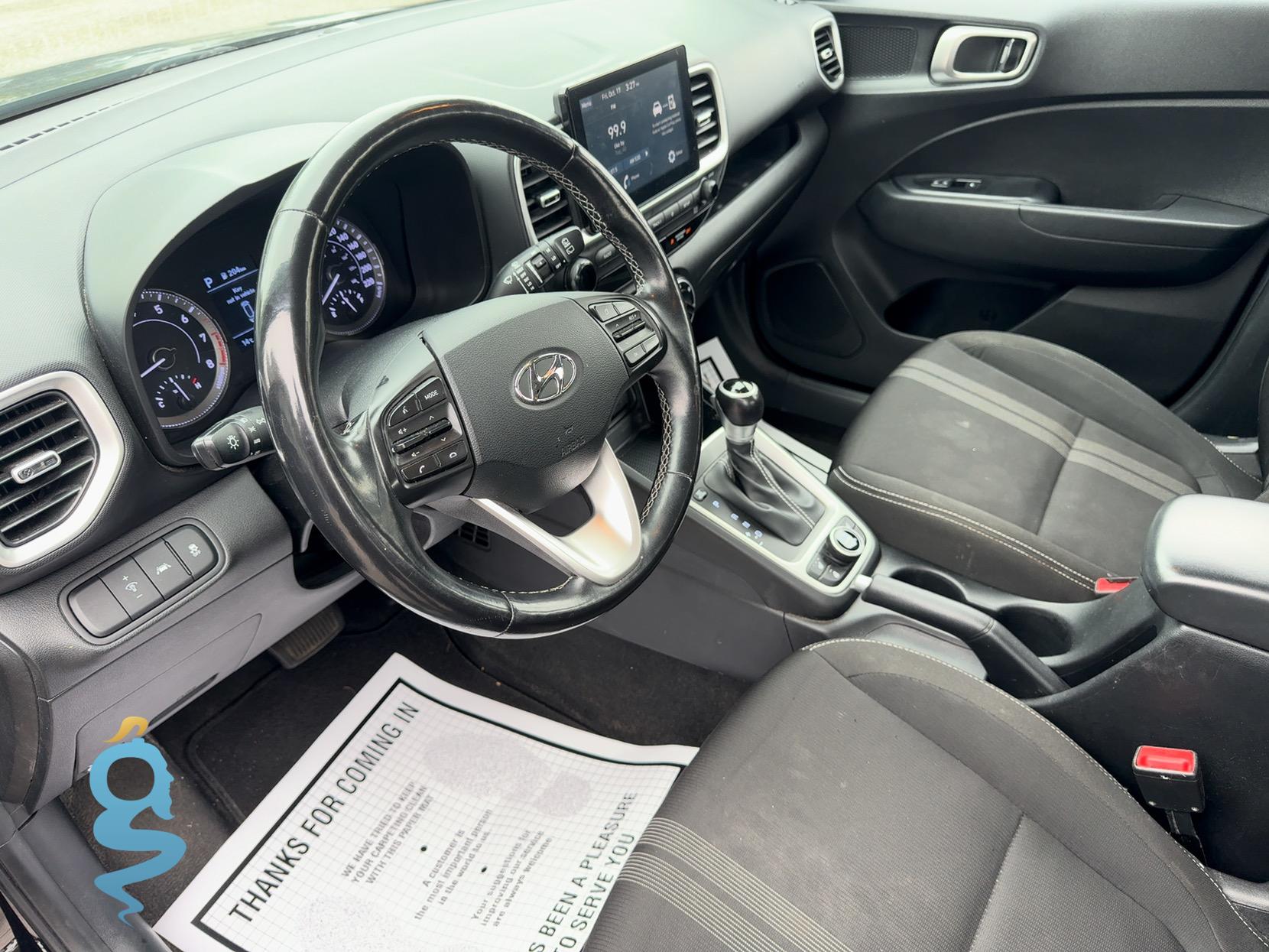 Hyundai Venue 1.6 SEL & Limited