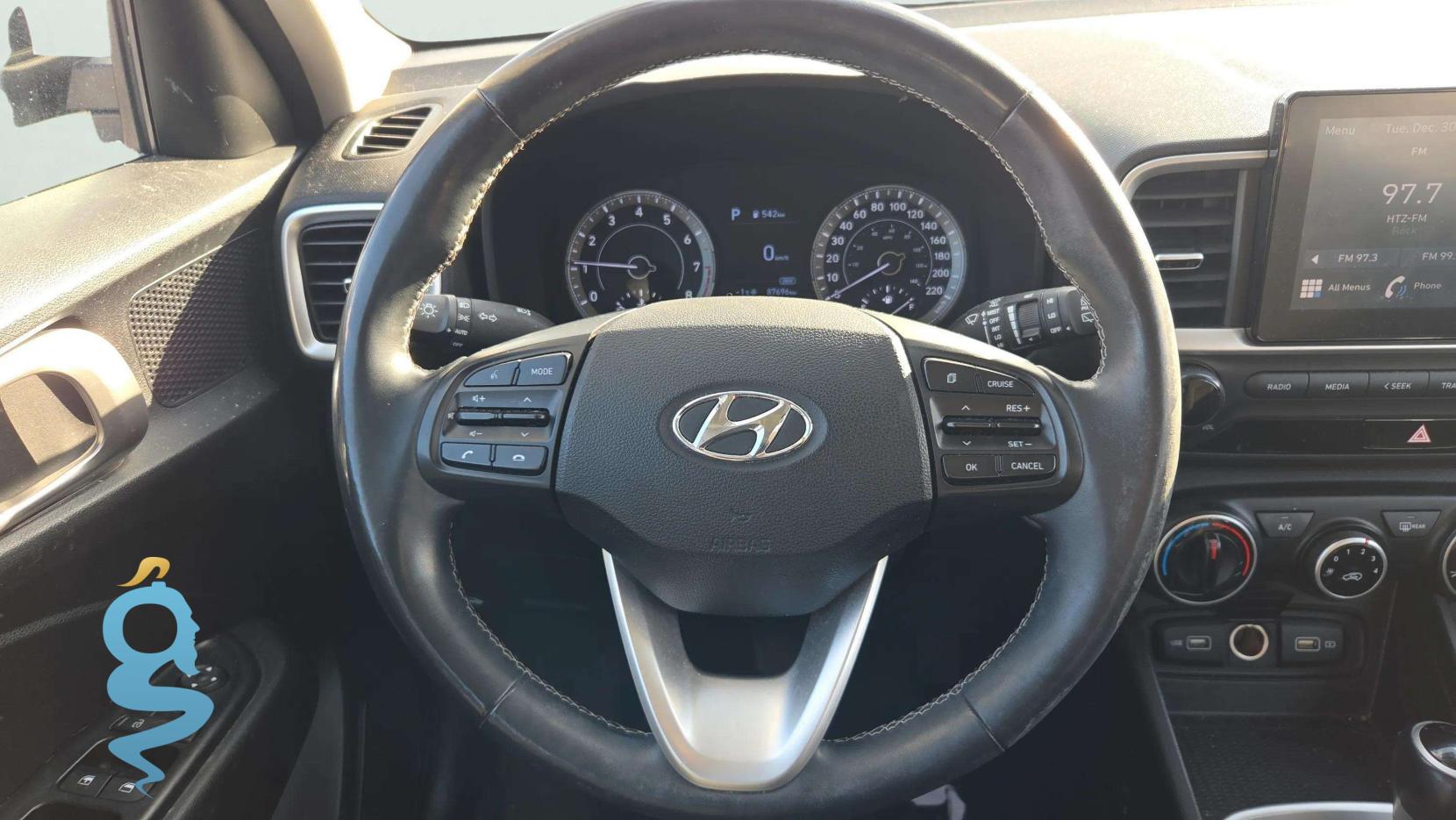 Hyundai Venue 1.6 SEL & Limited