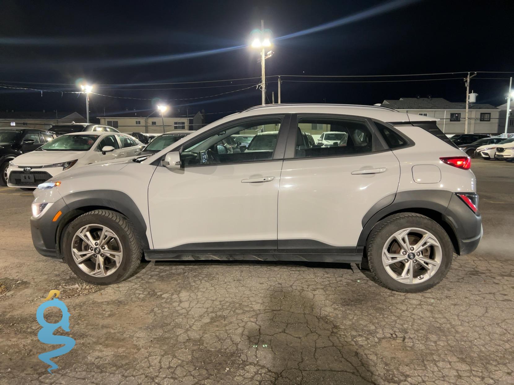 Hyundai Kona 2.0 SEL Without FCA, SEL + Convenience Pkg (without FCA), SE Kona II