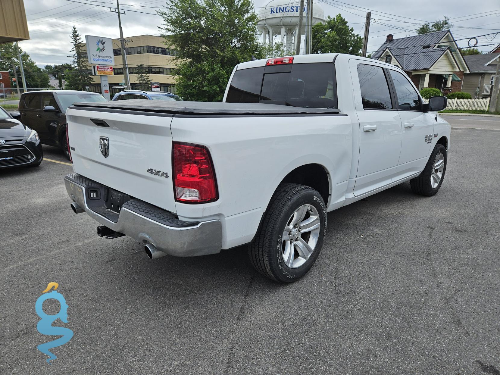 Dodge Ram 1500 5.7 Classic DS SLT