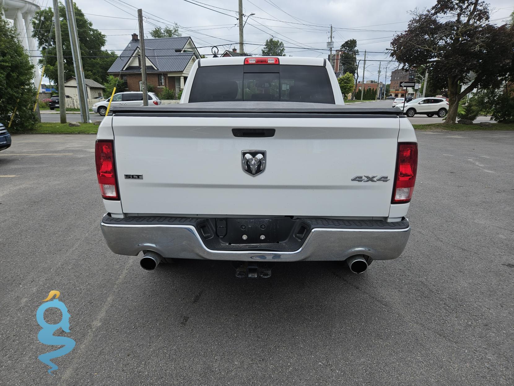 Dodge Ram 1500 5.7 Classic DS SLT