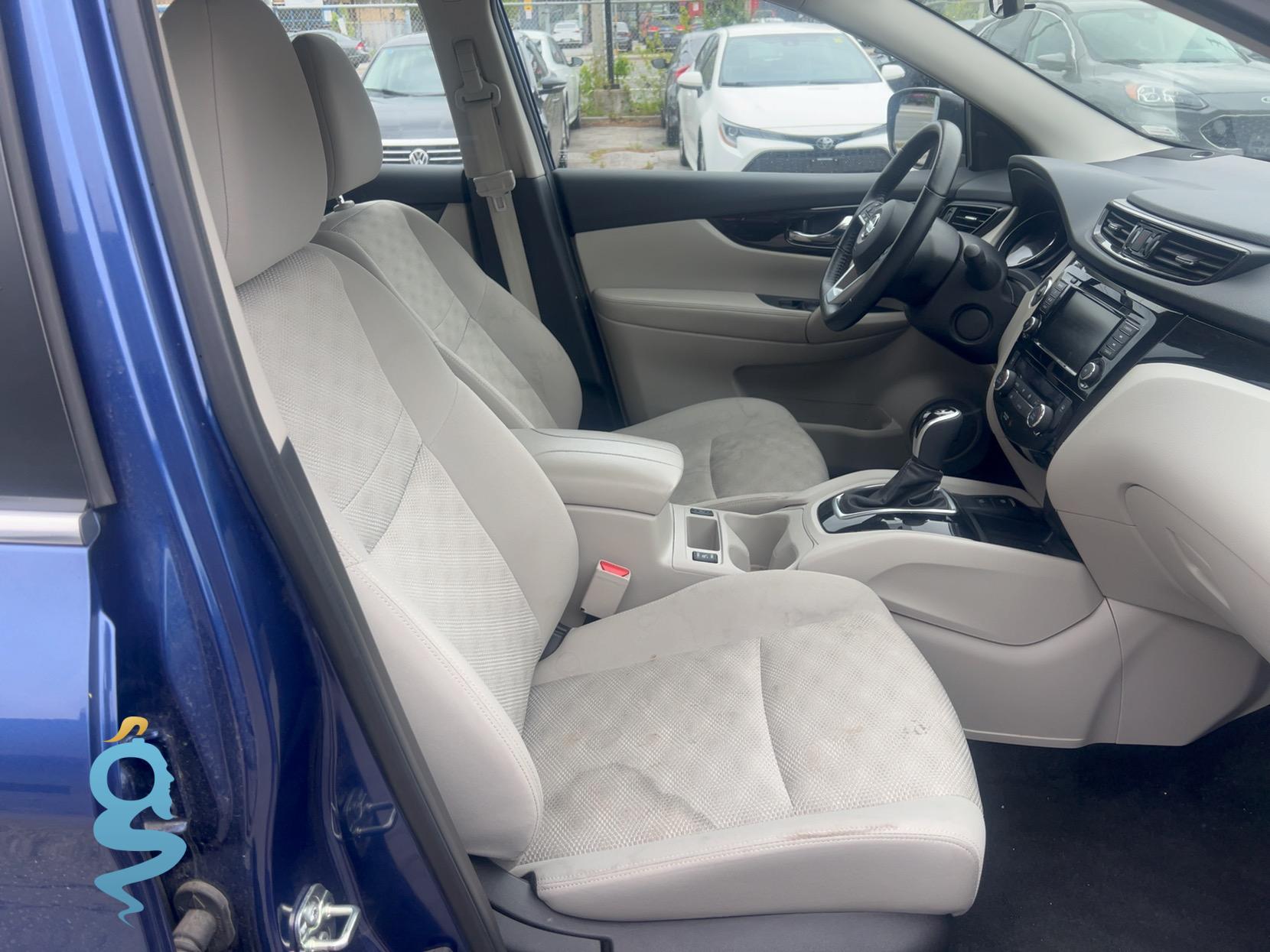 Nissan Rogue 2.0