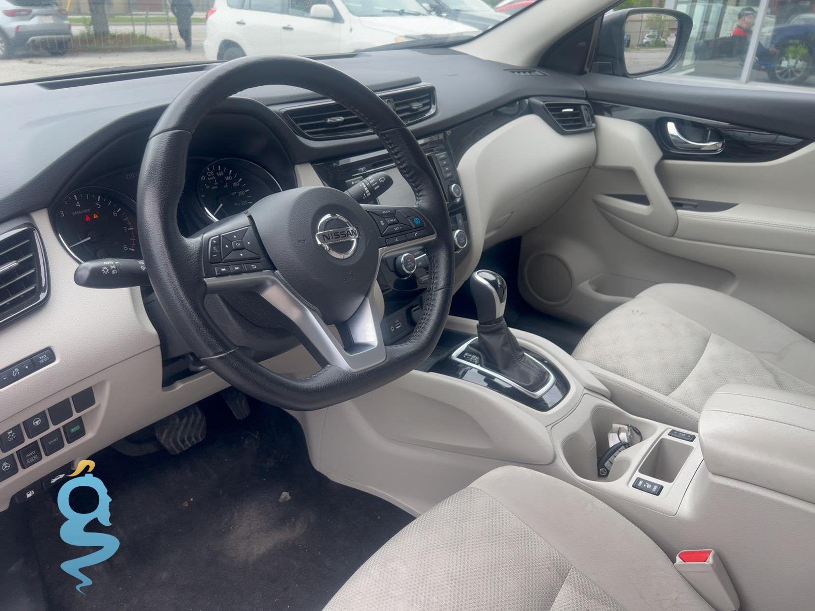 Nissan Rogue 2.0
