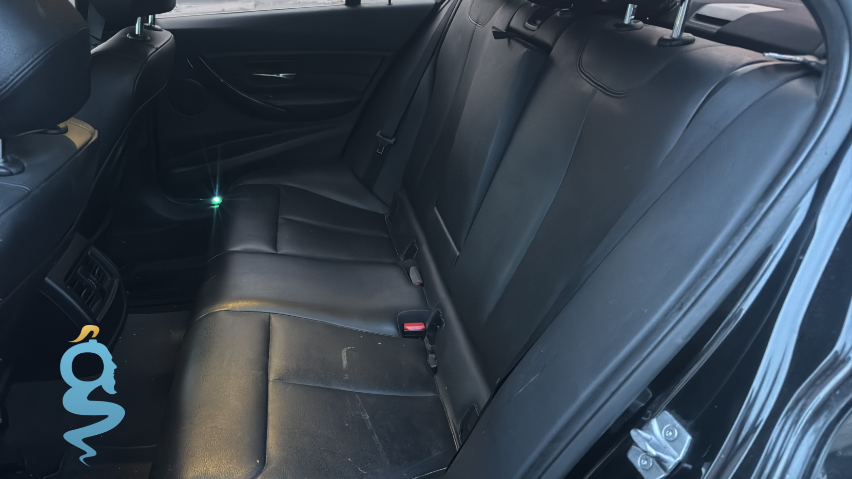 BMW 3 Series 2.0 xDrive Sedan 3-Series