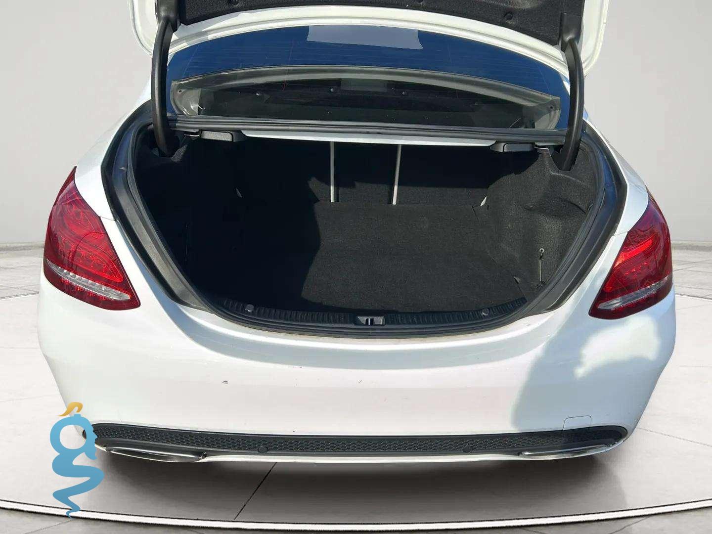 Mercedes-Benz C 300 2.0 C300-4M