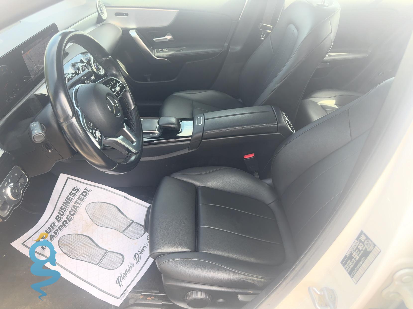Mercedes-Benz A 220 2.0 A220-4M