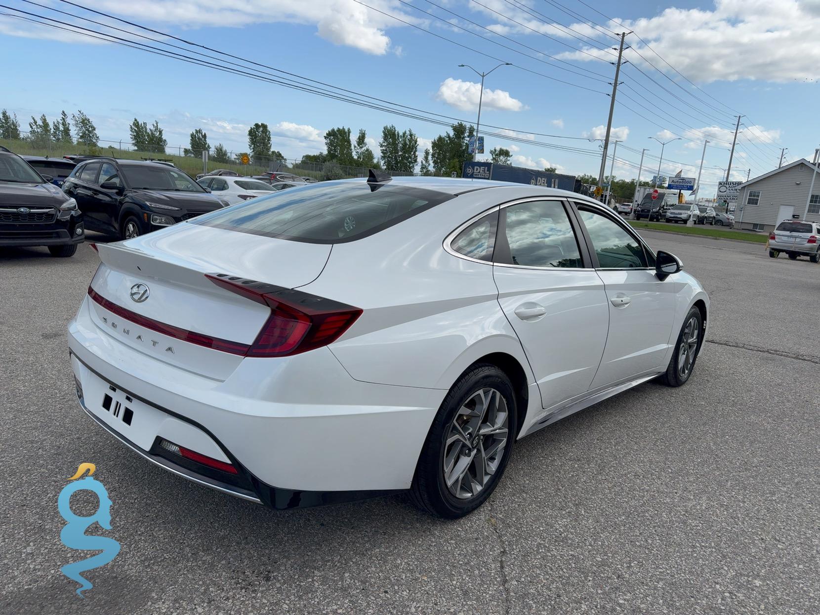 Hyundai Sonata 2.5 SE