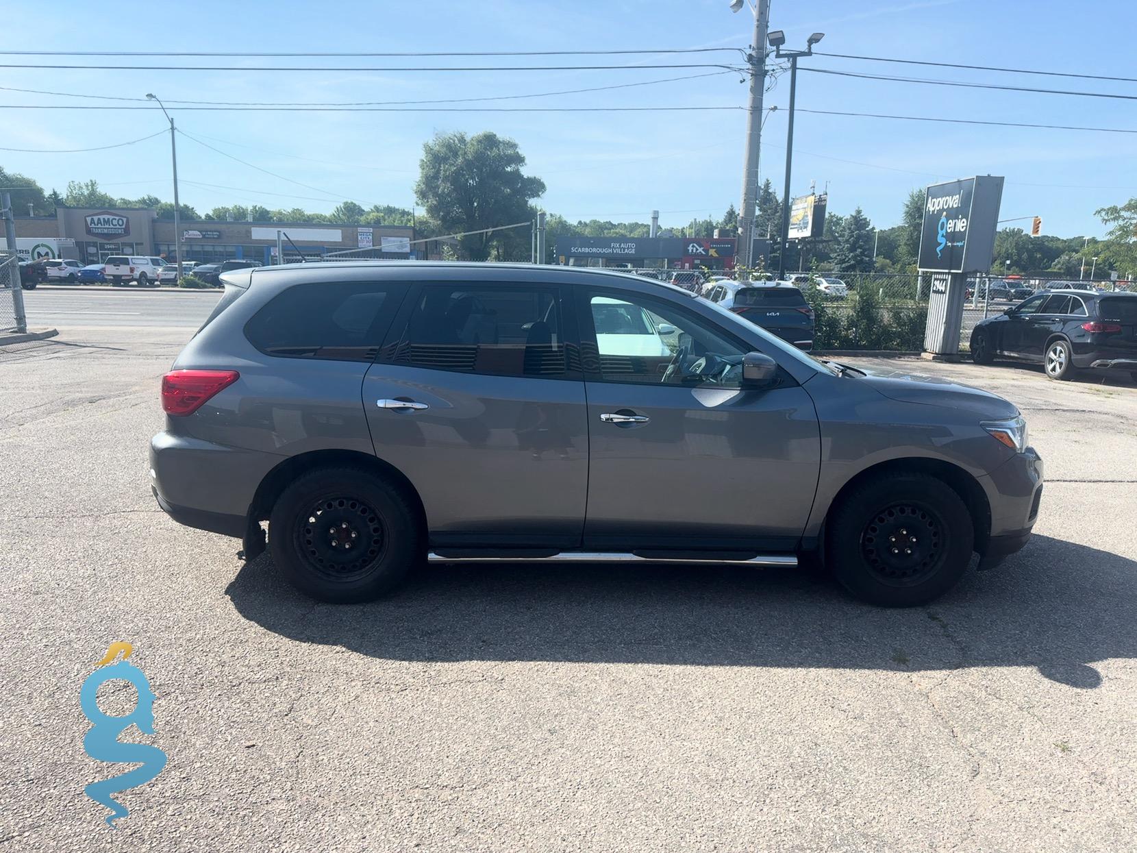 Nissan Pathfinder 3.5