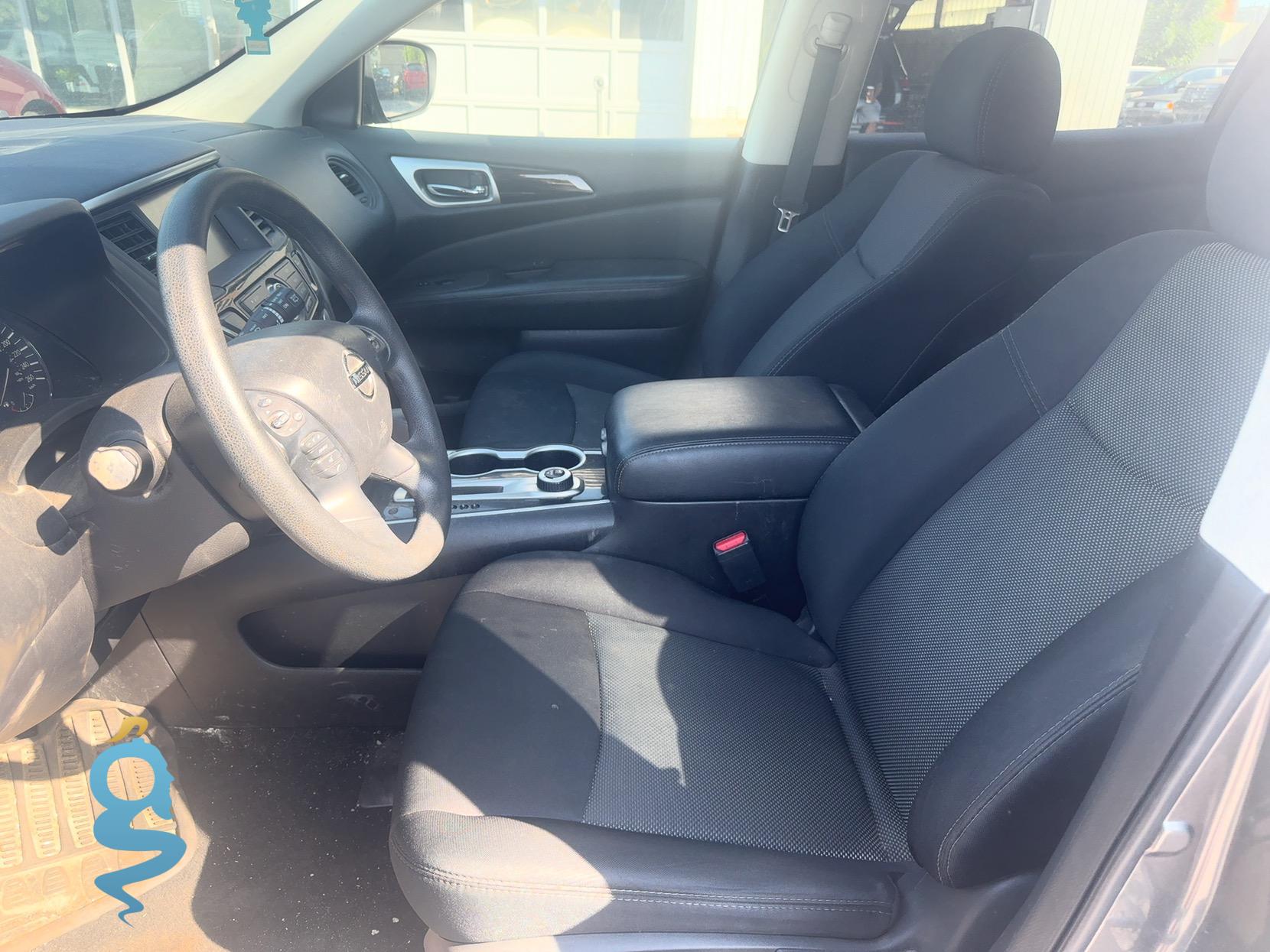 Nissan Pathfinder 3.5