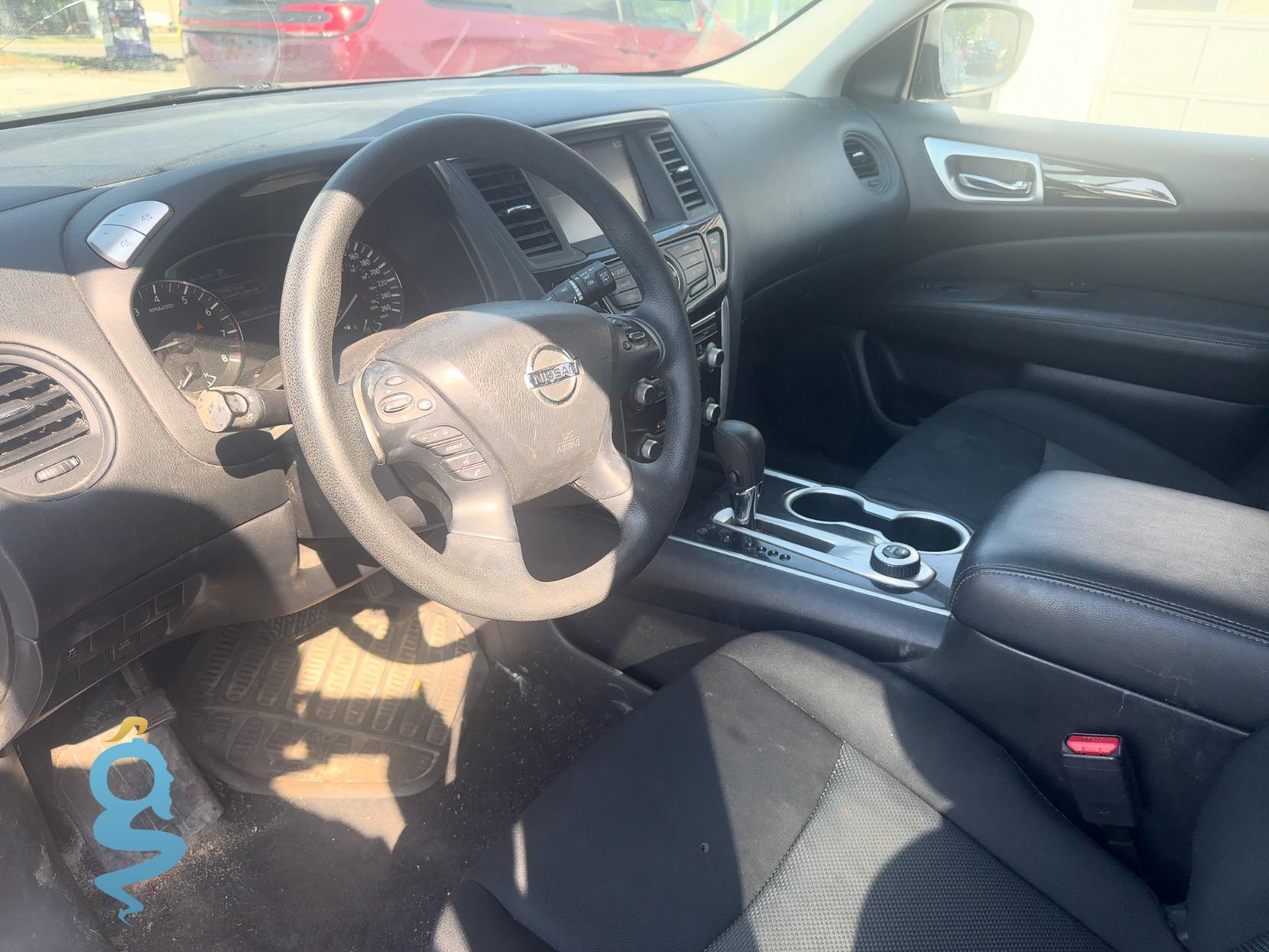 Nissan Pathfinder 3.5