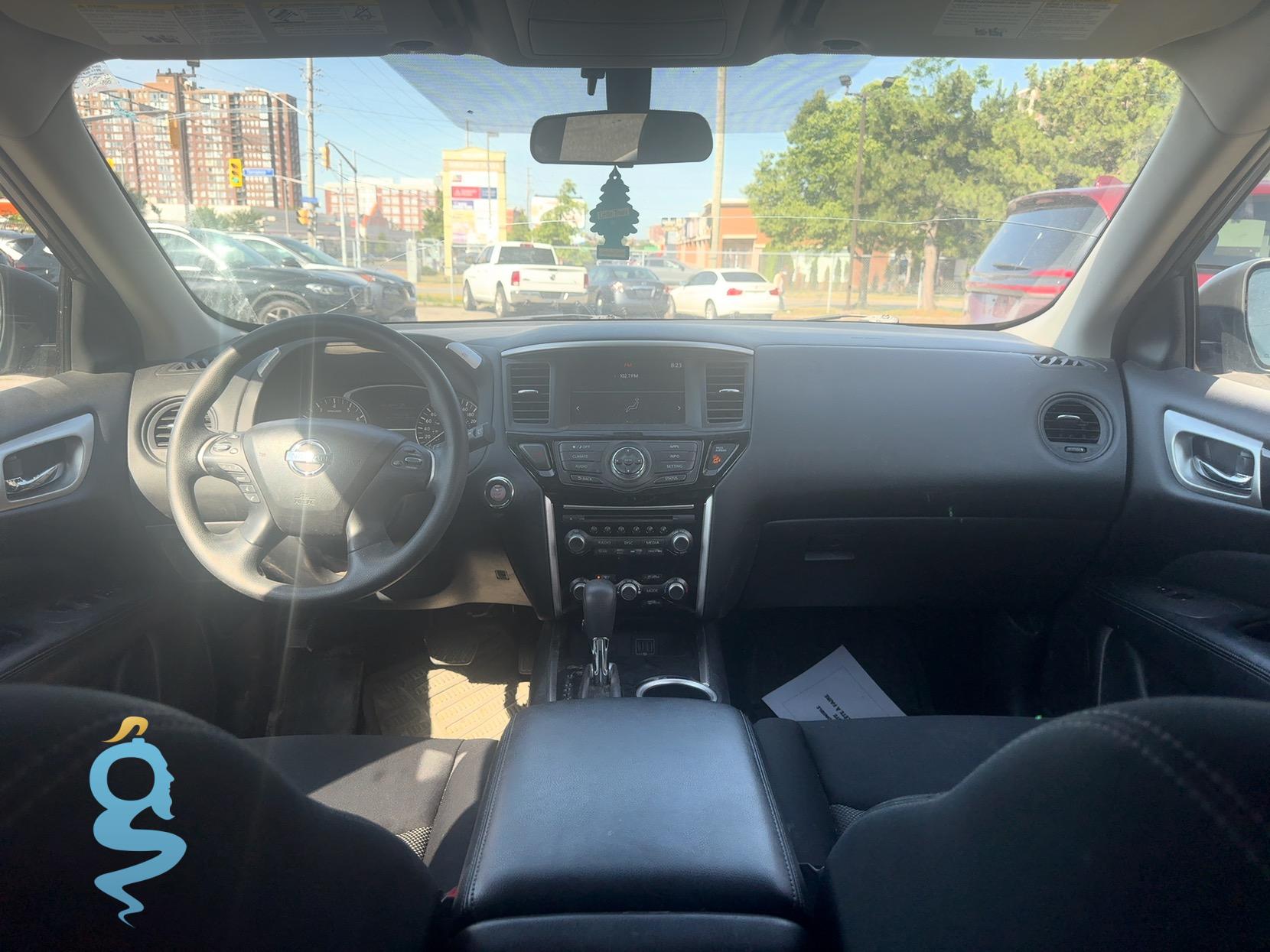 Nissan Pathfinder 3.5