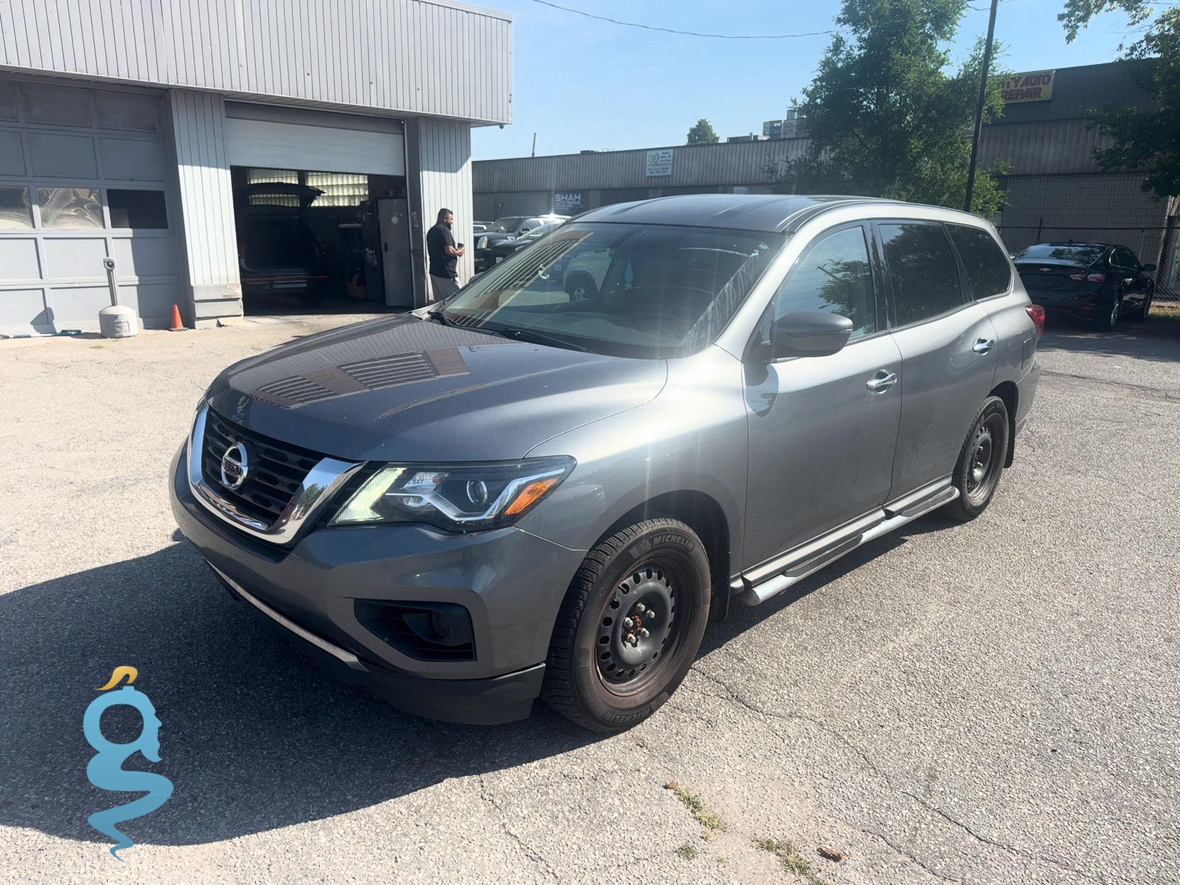 Nissan Pathfinder 3.5
