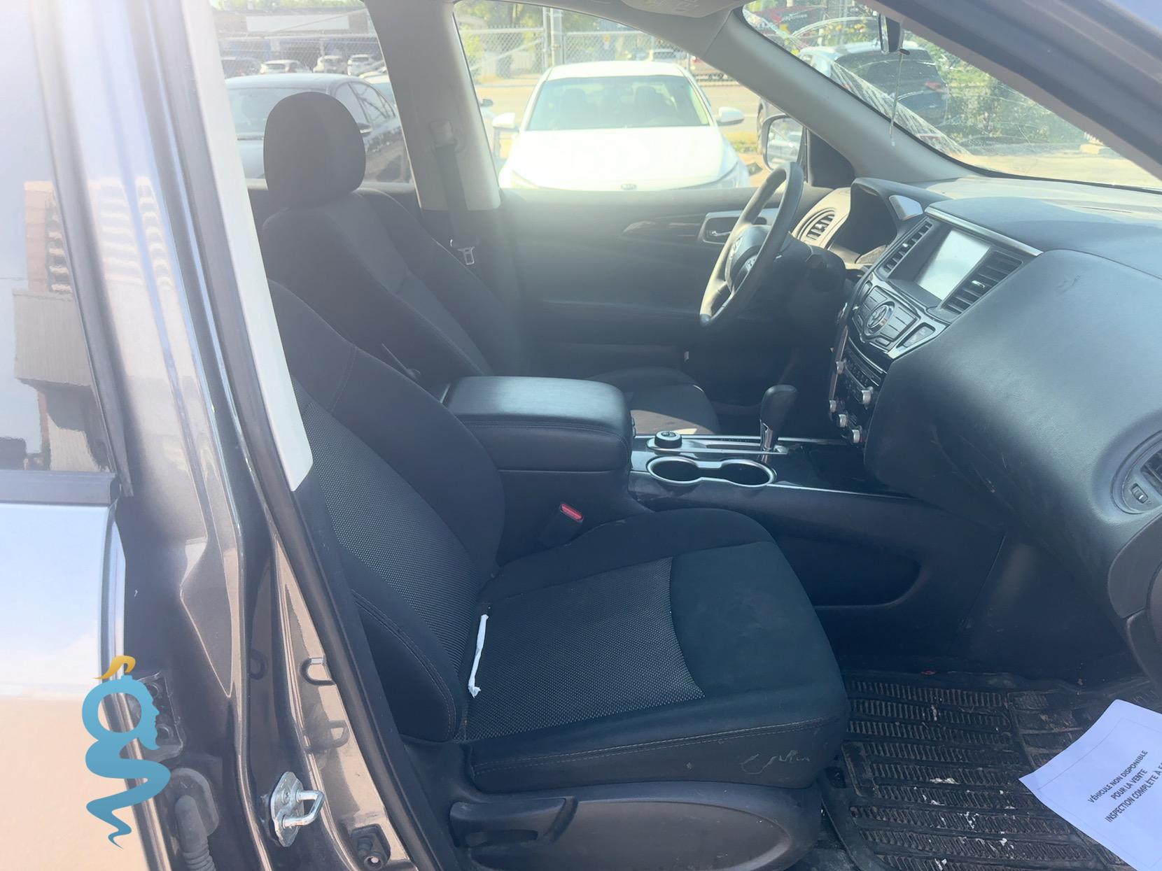 Nissan Pathfinder 3.5