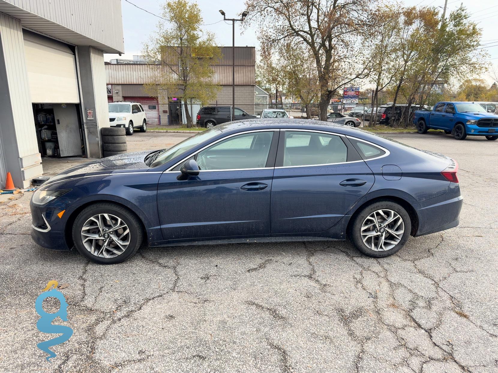 Hyundai Sonata 2.5 SE