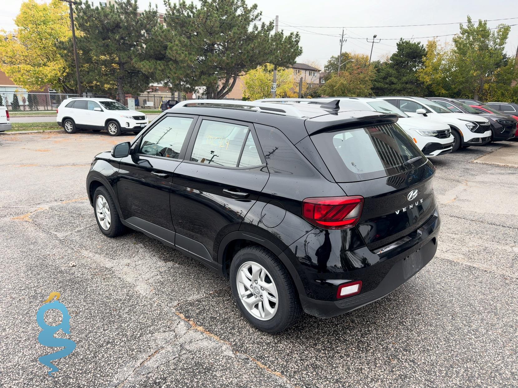 Hyundai Venue 1.6 SEL & Limited