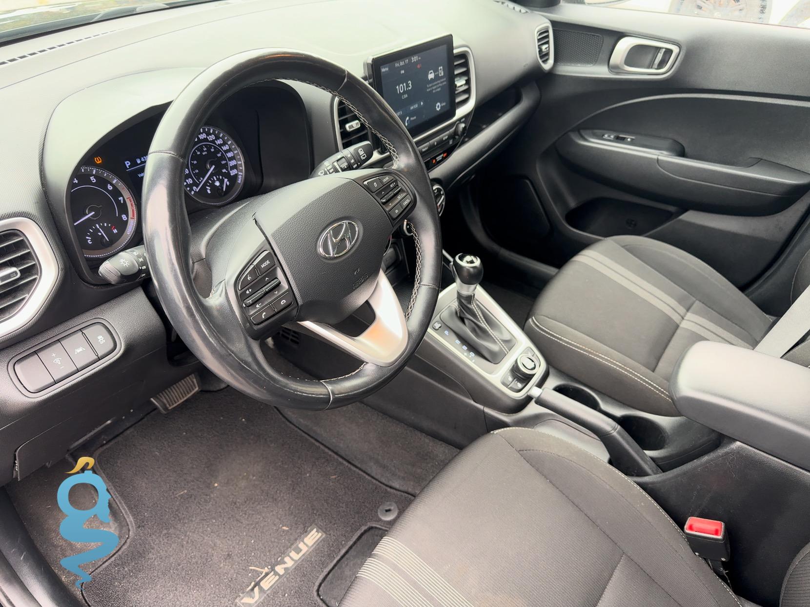 Hyundai Venue 1.6 SEL & Limited