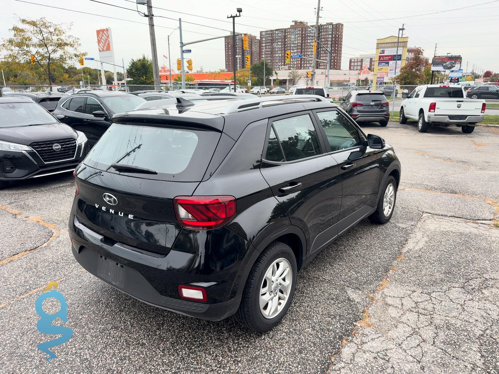 Hyundai Venue 1.6 SEL & Limited