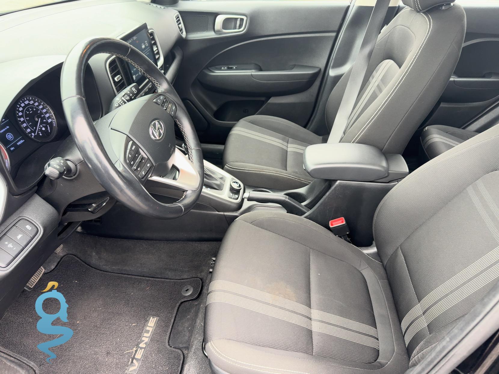 Hyundai Venue 1.6 SEL & Limited