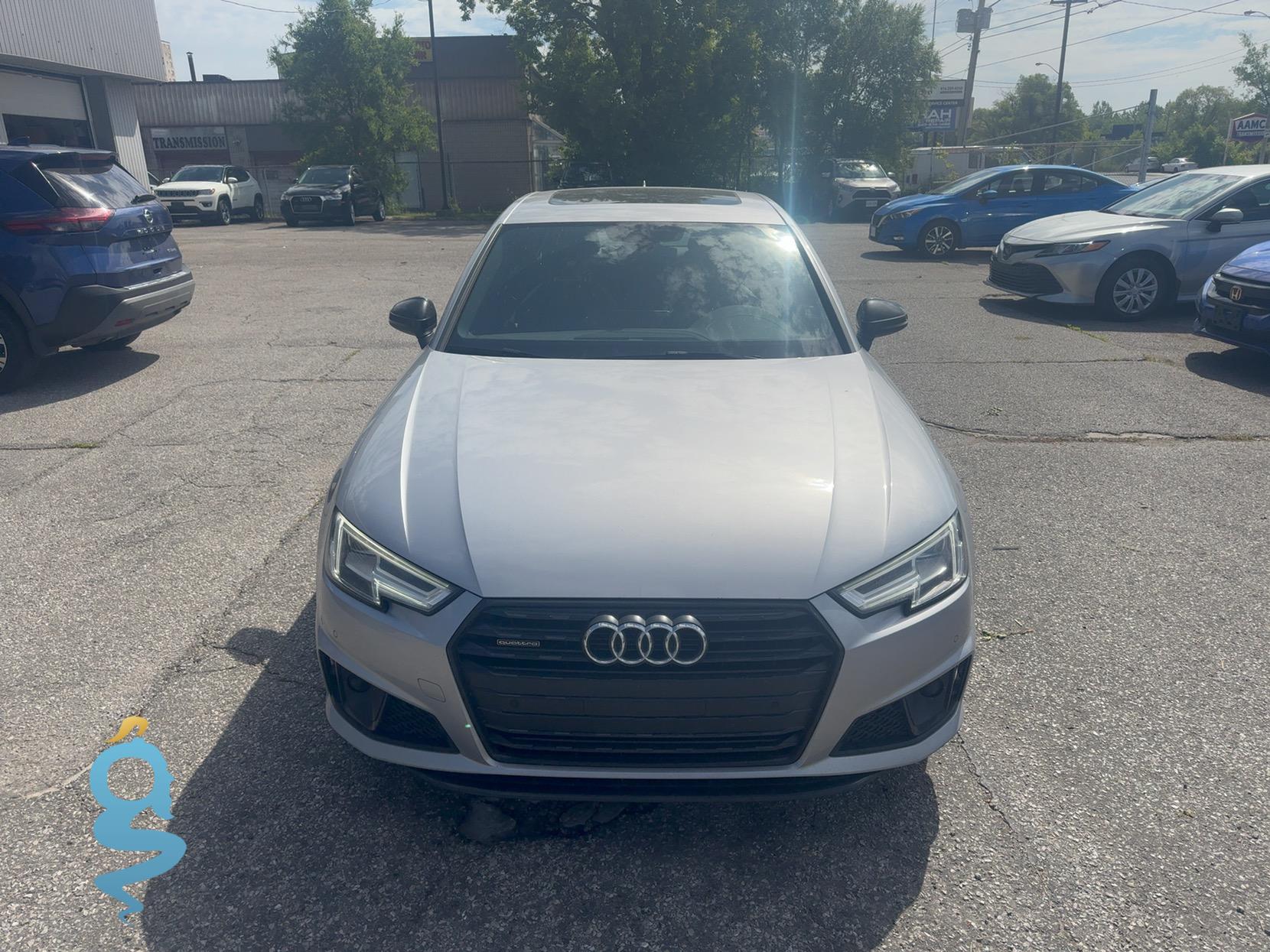 Audi A4 2.0 A4 quattro premium plus