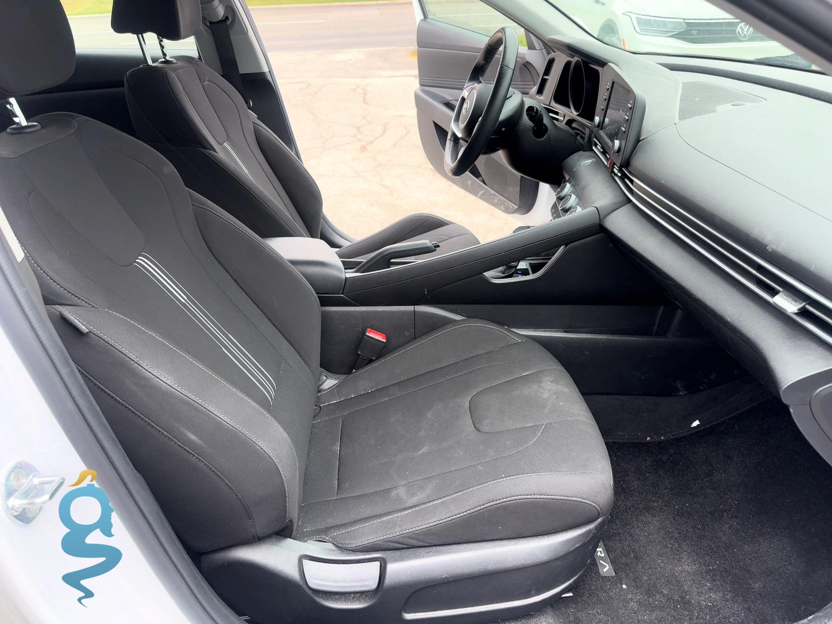 Hyundai Elantra 2.0 SEL