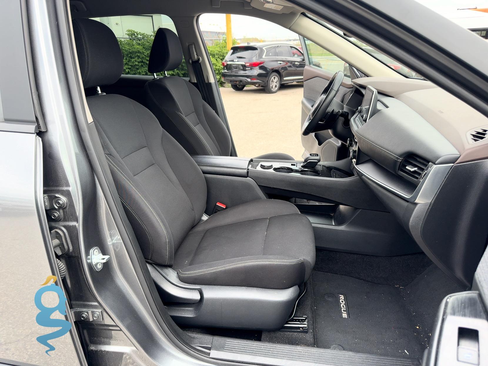Nissan Rogue 2.5 Grade S Rogue III (T33)