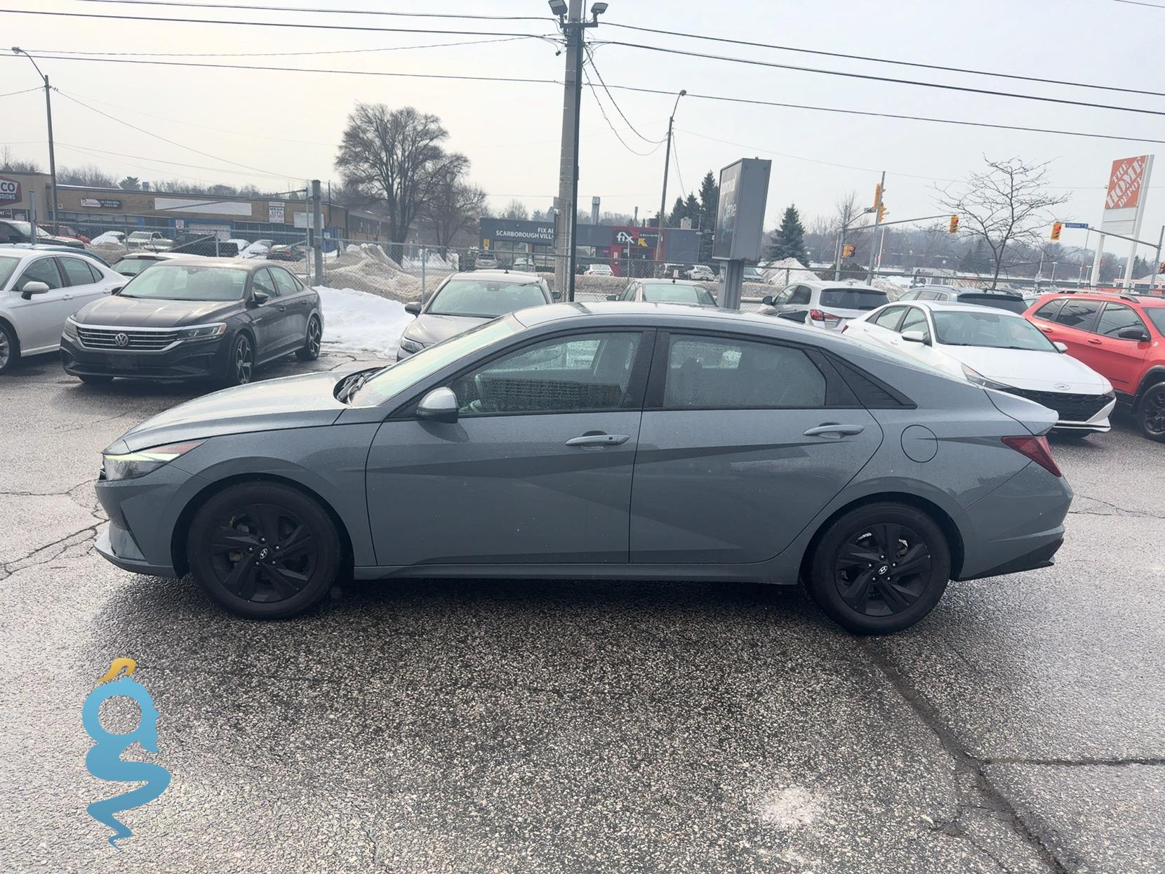 Hyundai Elantra 2.0 Blue