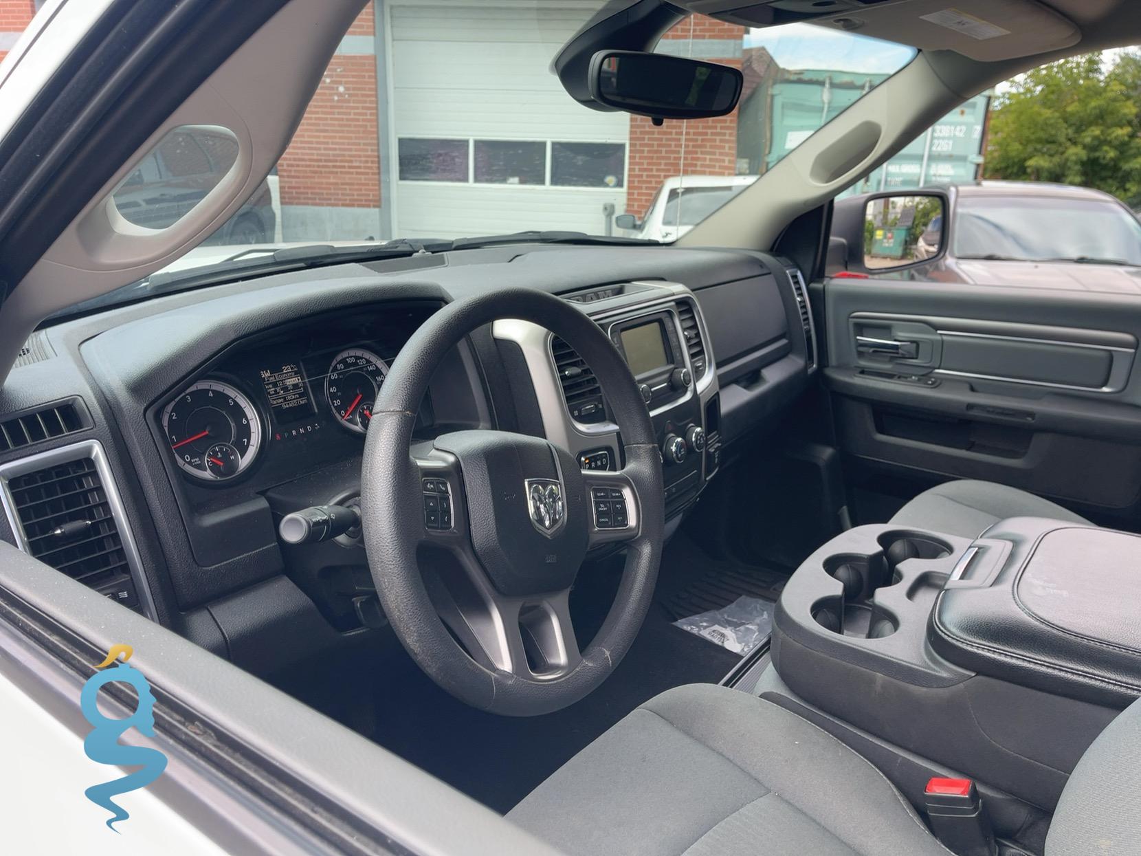 Ram 1500 5.7 Crew Cab SLT Classic (DS)