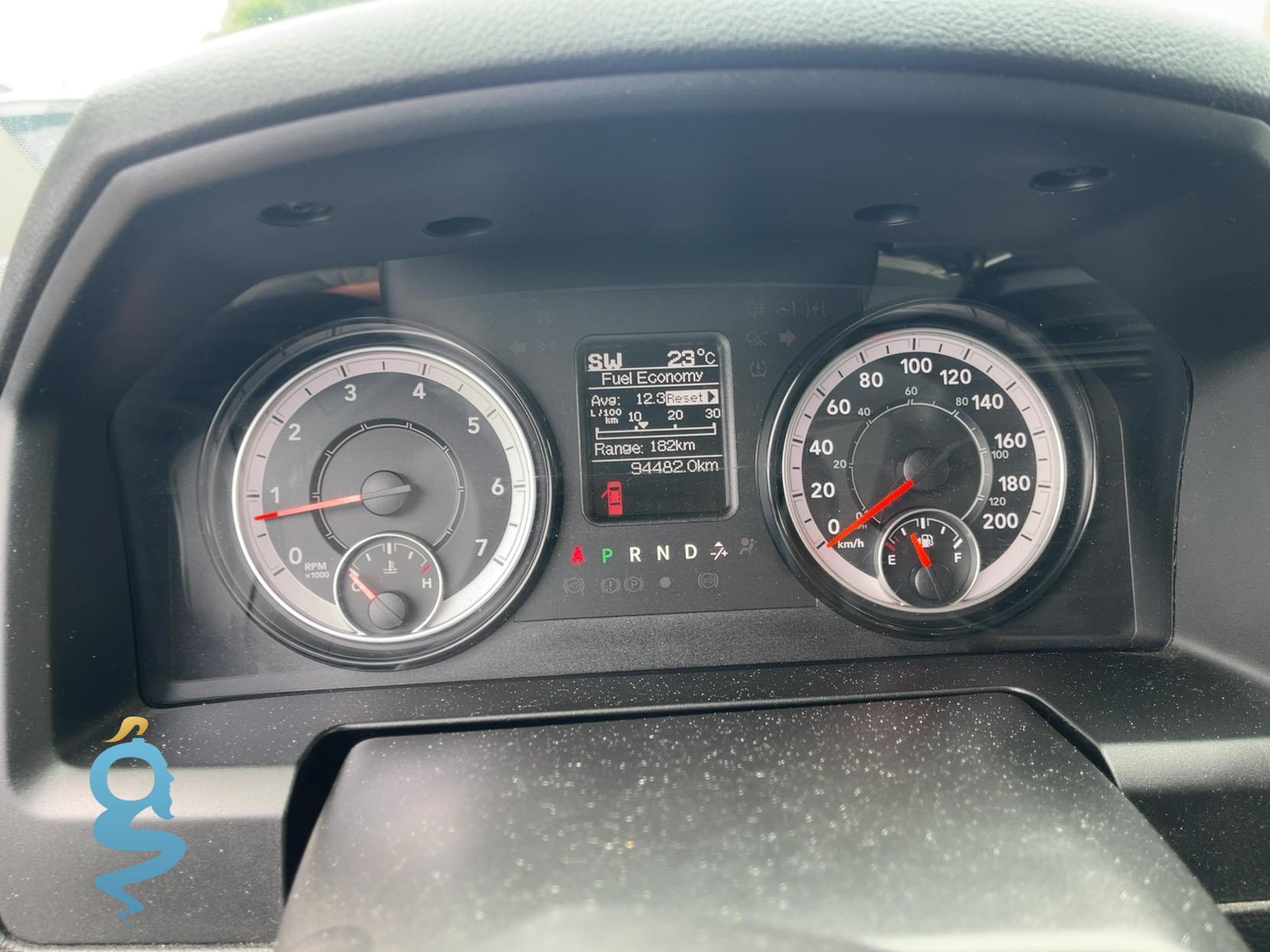 Ram 1500 5.7 Crew Cab SLT Classic (DS)