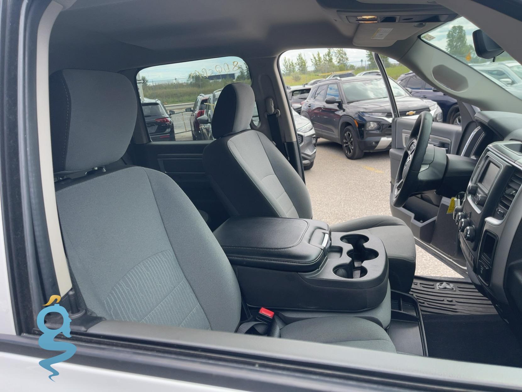 Ram 1500 5.7 Crew Cab SLT Classic (DS)