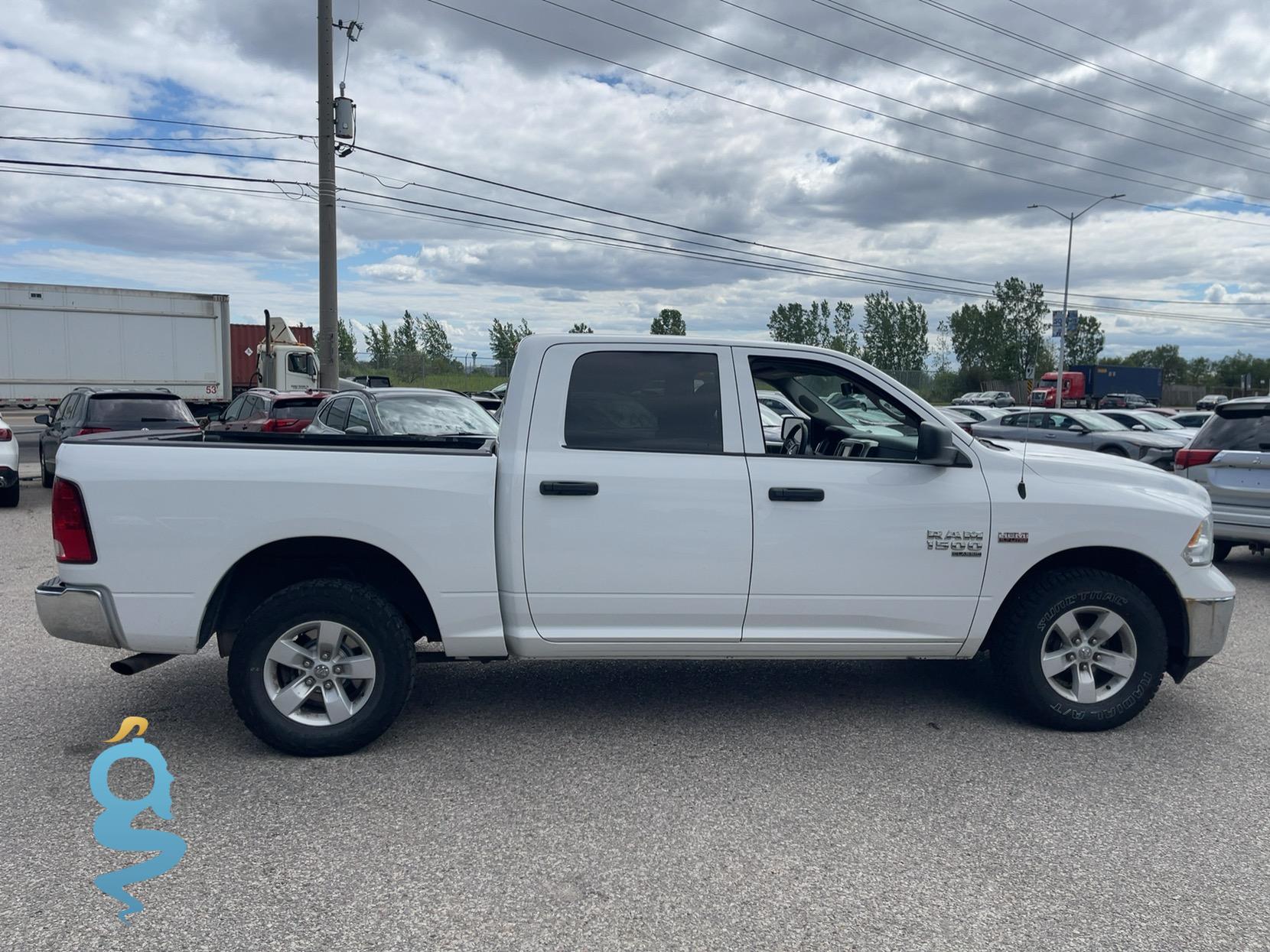Ram 1500 5.7 Crew Cab SLT Classic (DS)