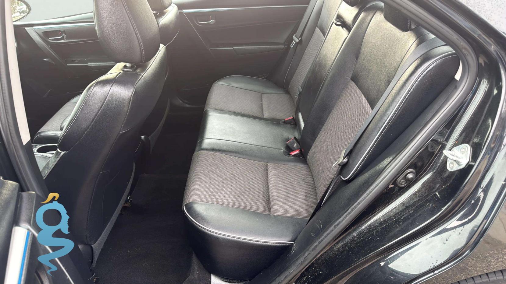 Toyota Corolla 1.8 L/LE/S S