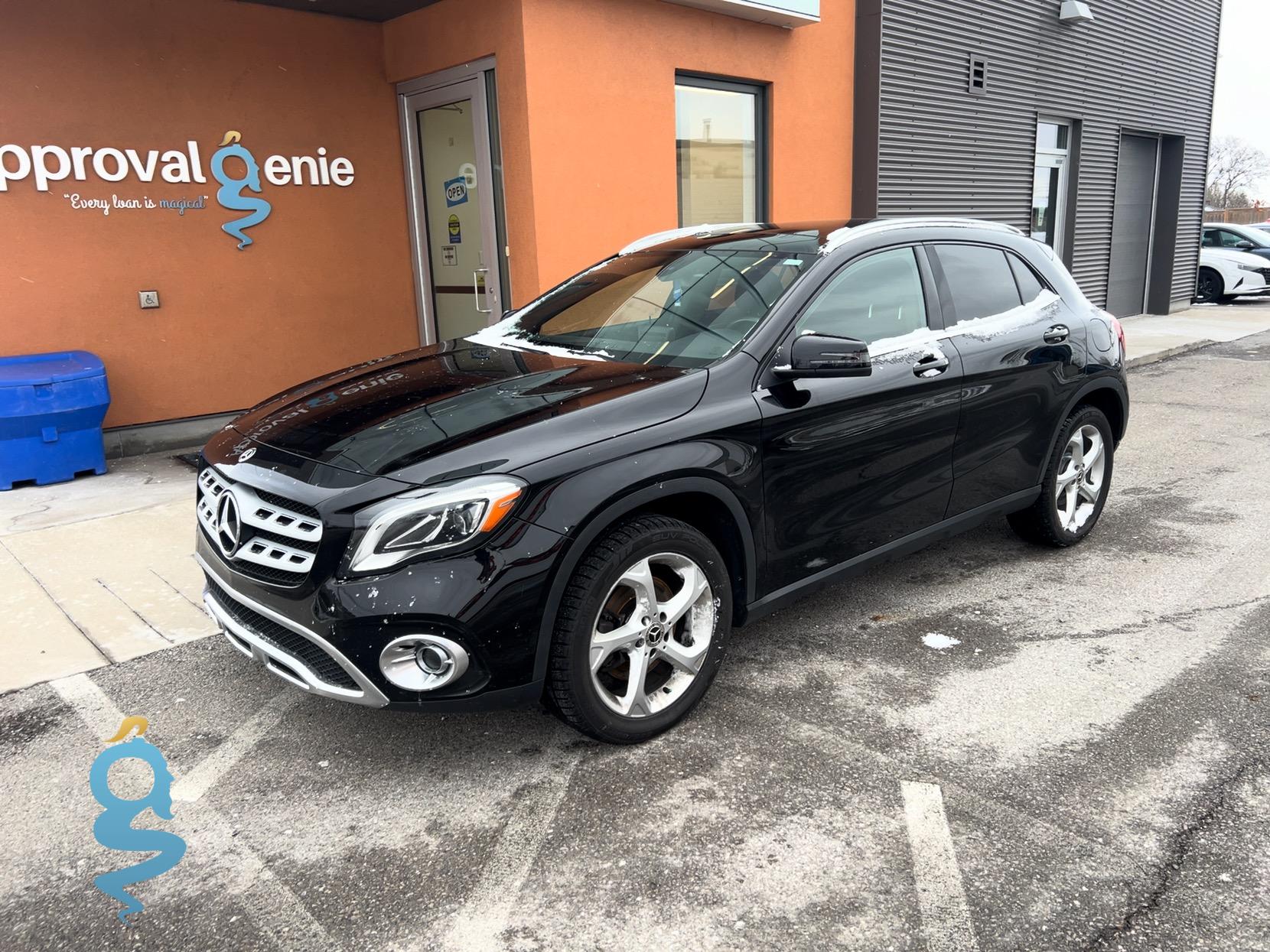 Mercedes-Benz GLA 250 2.0 4-MATIC