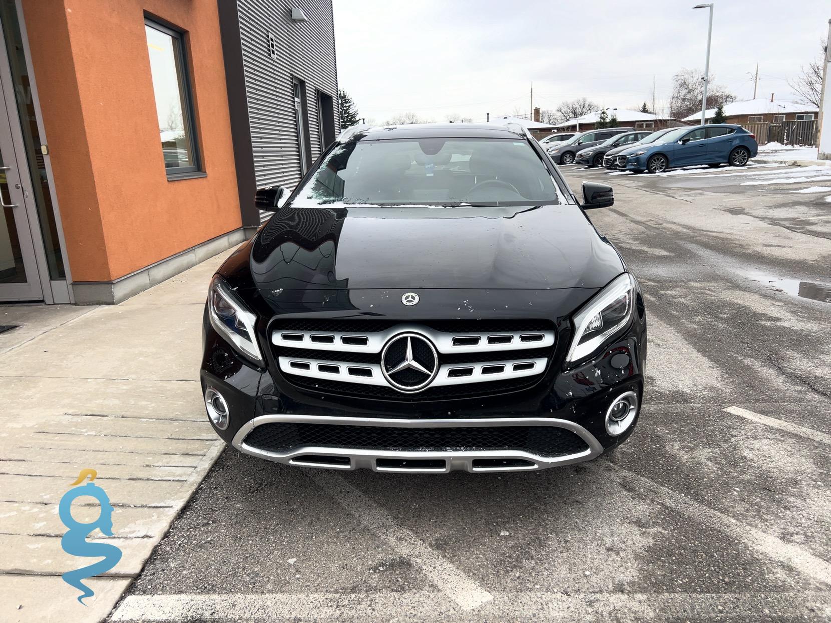 Mercedes-Benz GLA 250 2.0 4-MATIC