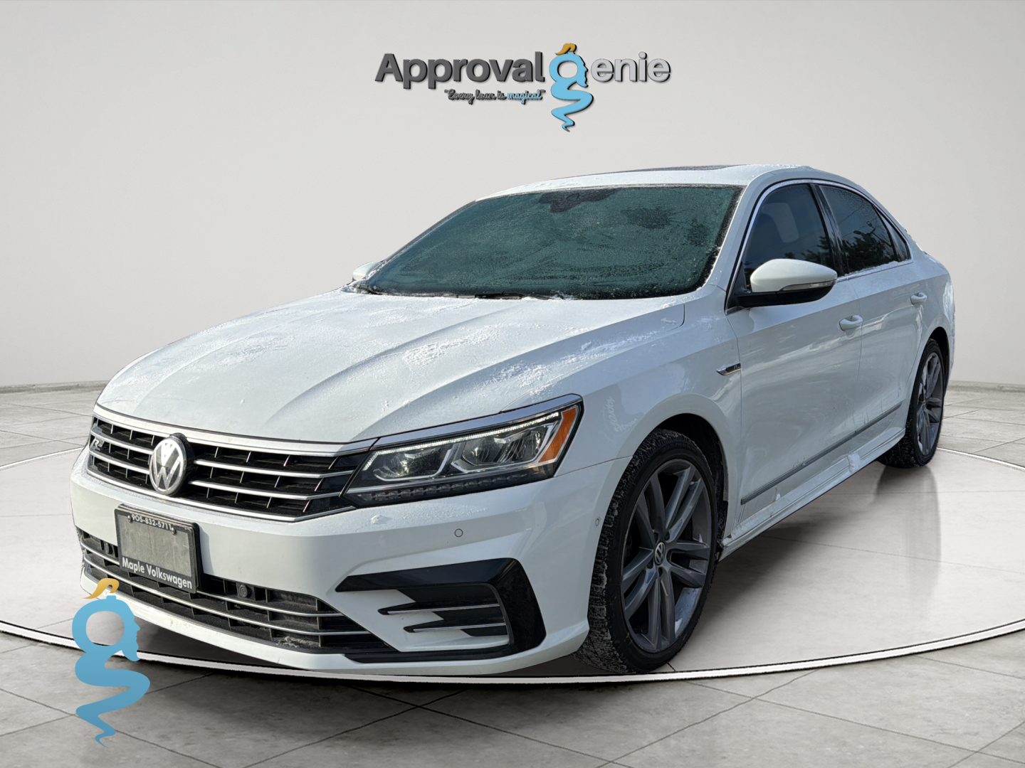 Volkswagen Passat 1.8 Highline w/ R-Line