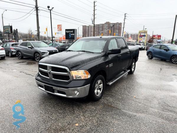 Ram 1500 5.7 ST DS (Single Rear Wheels)