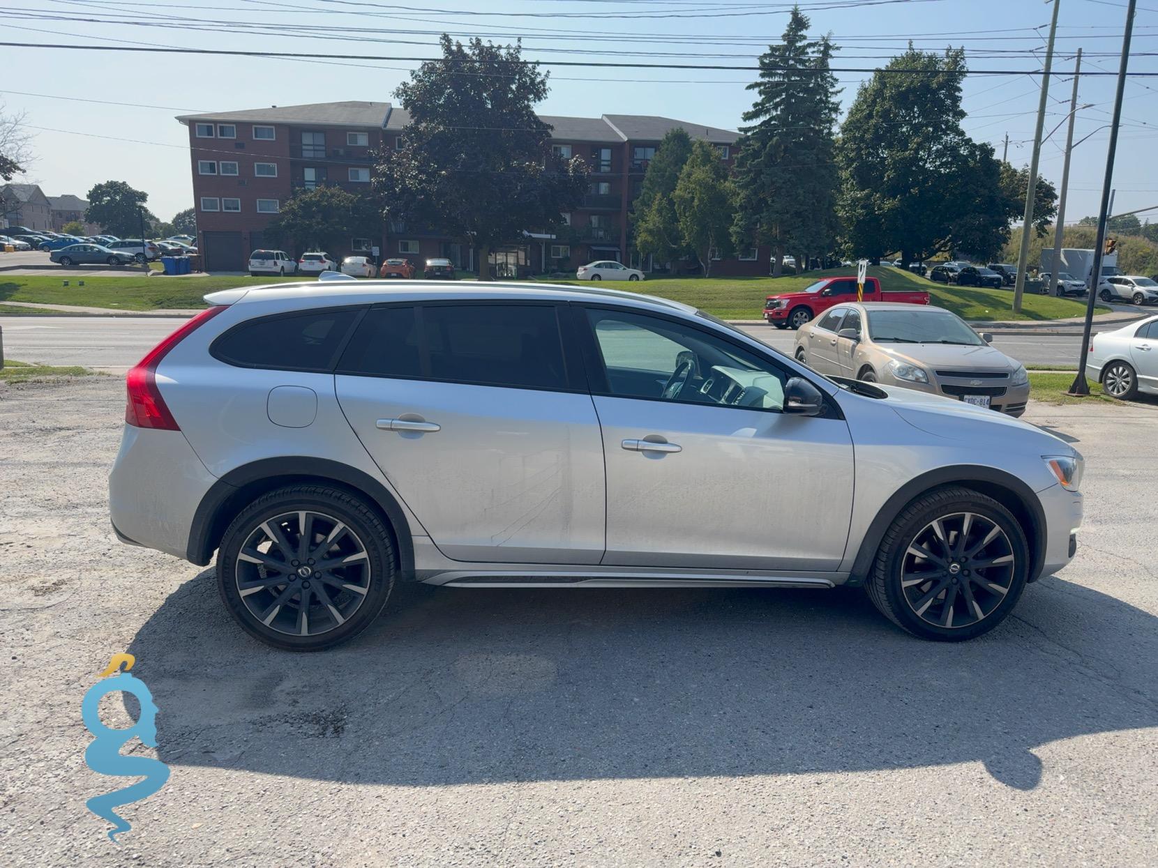 Volvo V60 Cross Country 1.9 Premier V60 Cross Country AWD