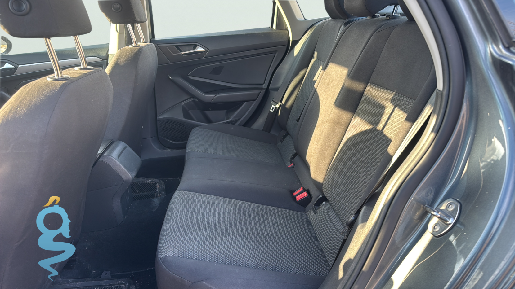 Volkswagen Jetta 1.4 S, SE, R-Line 1.4 TSI (S/SE/R-Line)