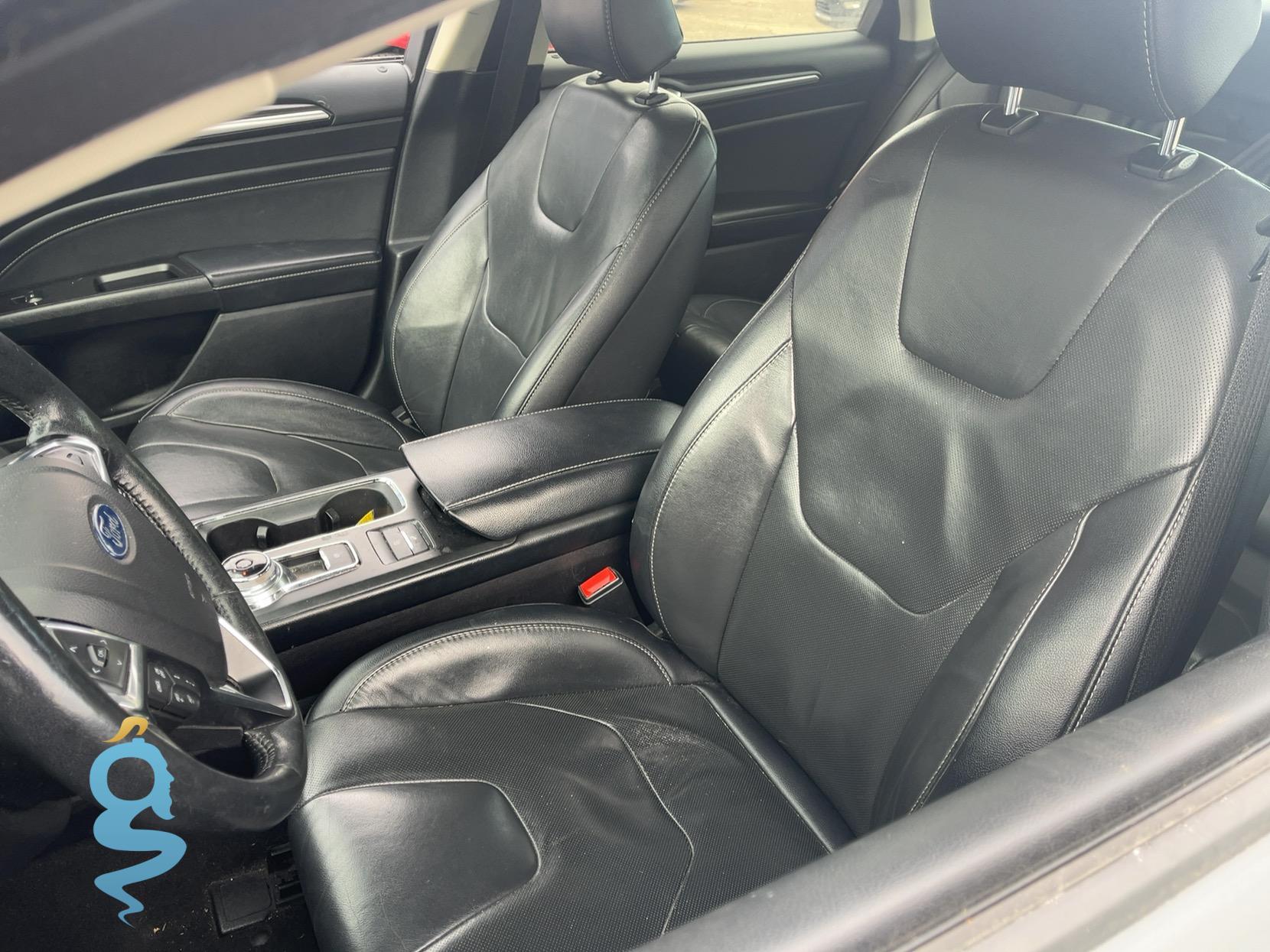 Ford Fusion 2.0 Titanium HEV Titanium HEV