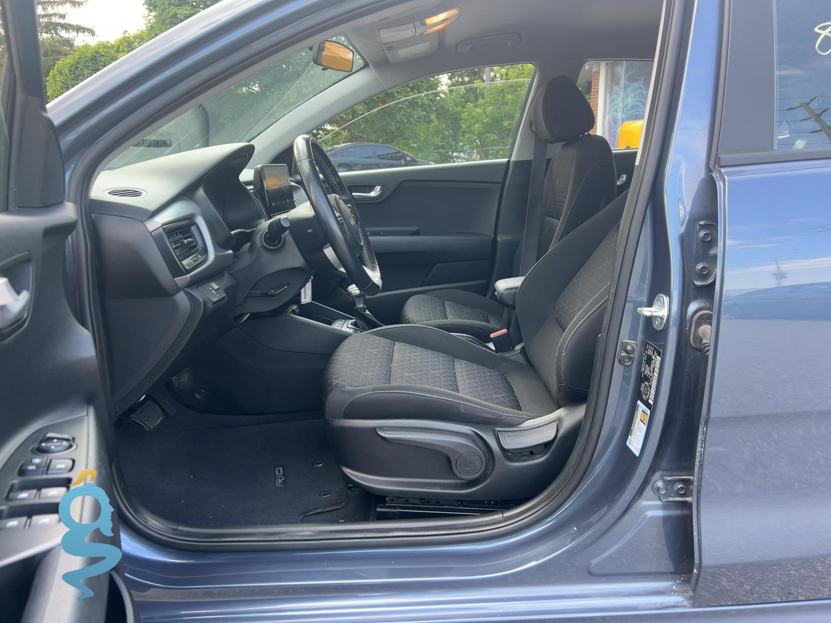 Kia Rio 1.6 LX, S