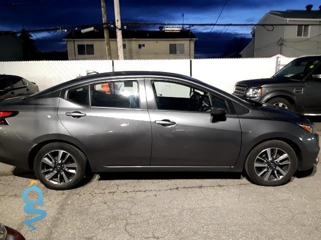 Nissan Versa 1.6 Grade SV