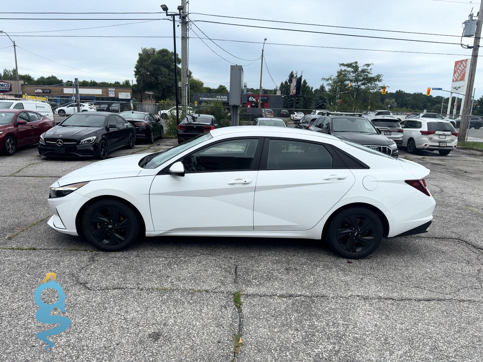 Hyundai Elantra 2.0 Blue